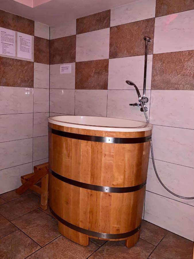 Nocowanie Restauracja Wenecka Hotel Klobuck Екстериор снимка